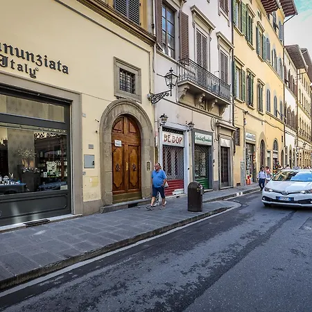 Via Dei Servi Appartamento *